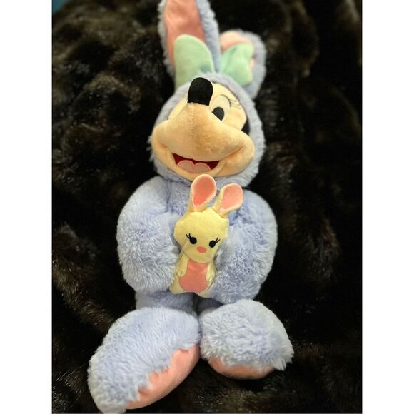 Disney Store 2019 Minnie Mouse Easter Bunny Plush Toy Doll 18" Purple Rabbit EUC - Picture 1 of 5